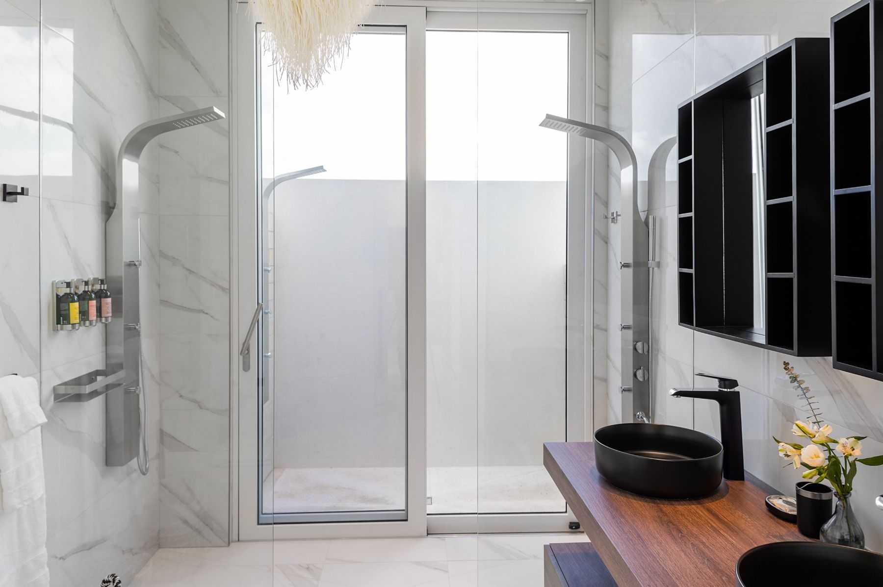 Ensuite